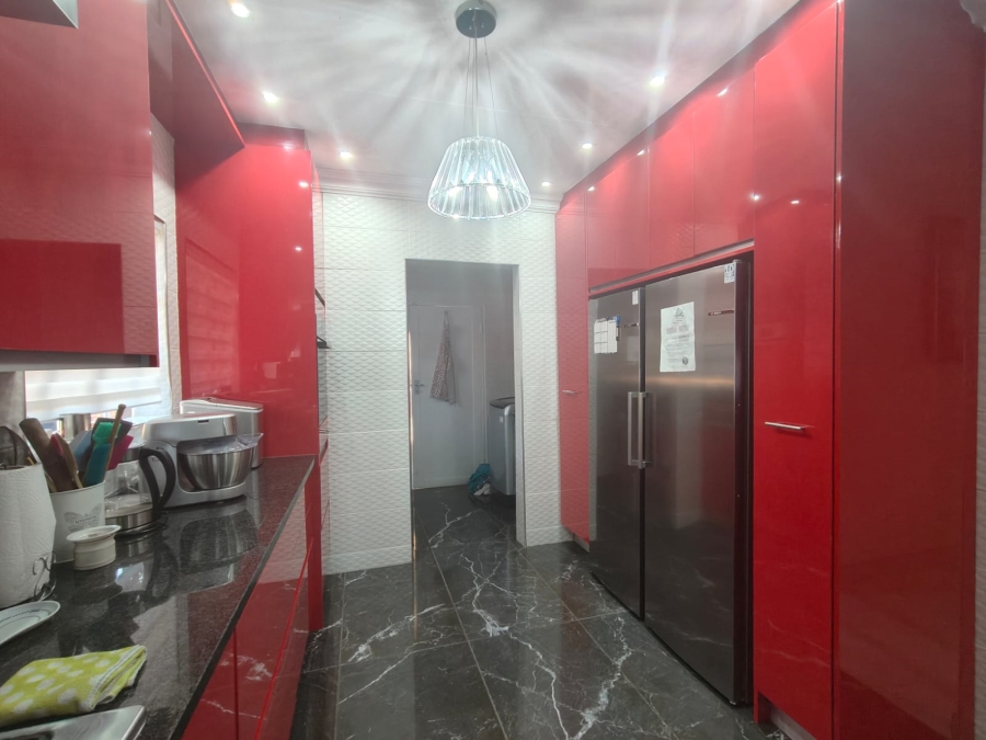 3 Bedroom Property for Sale in Boschdal North West